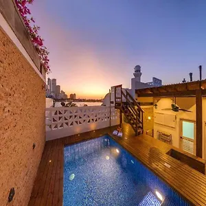 4* Hotel Lunala Boutique