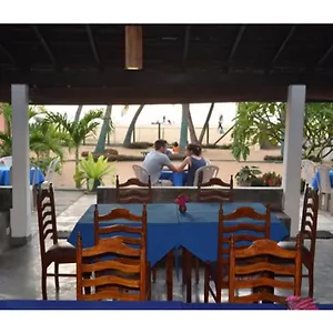 Hotel Star Negombo