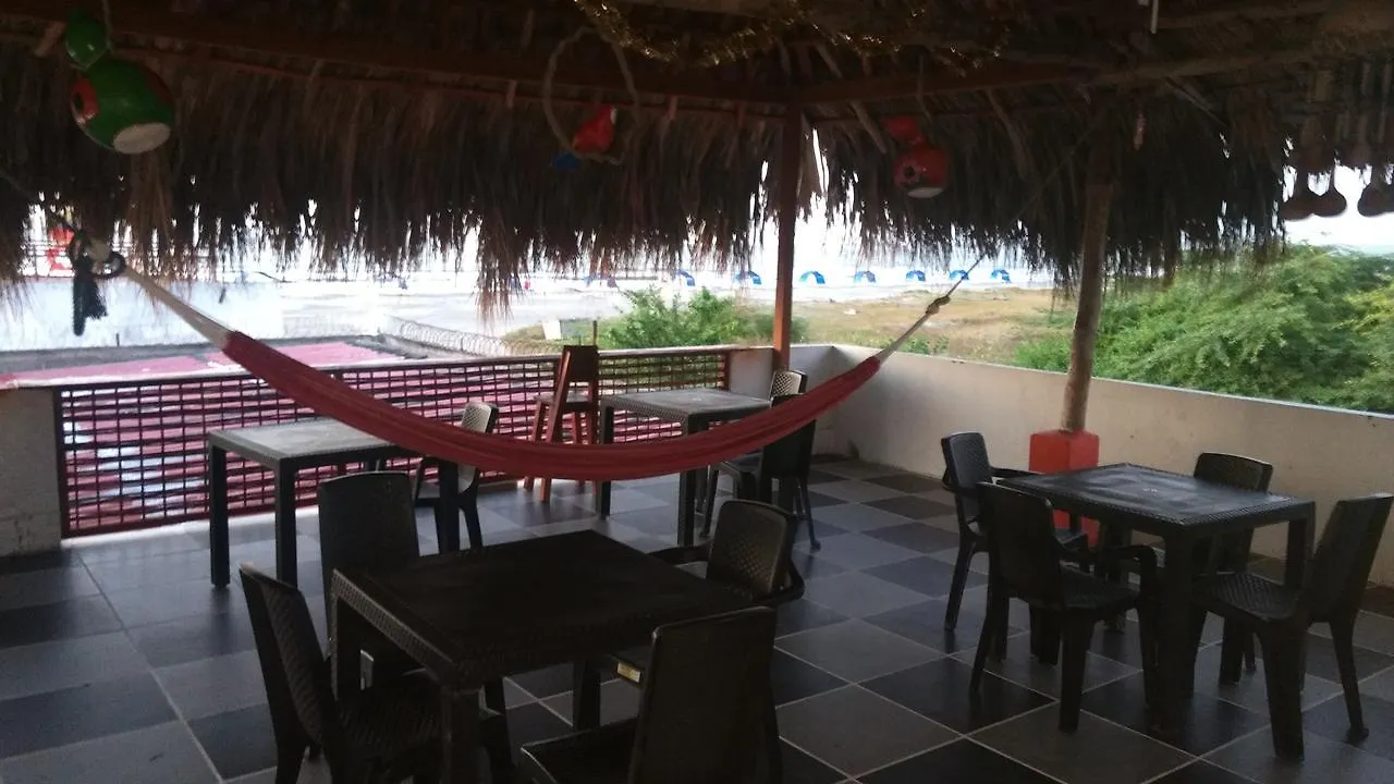 Manzanillo Beach Cartagena 2*,